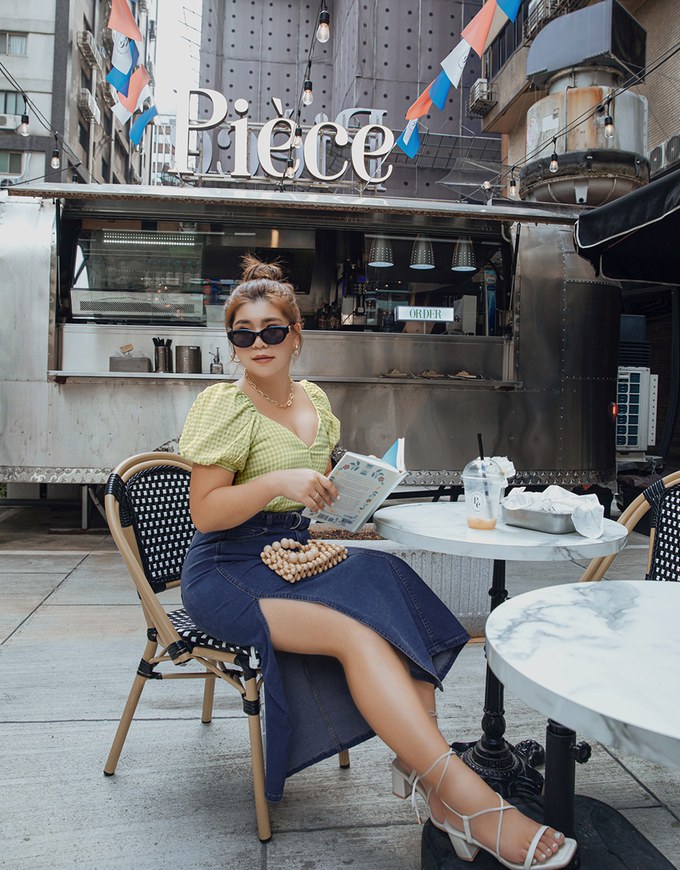 Side Slit Denim Pencil Skirt (With Belt)