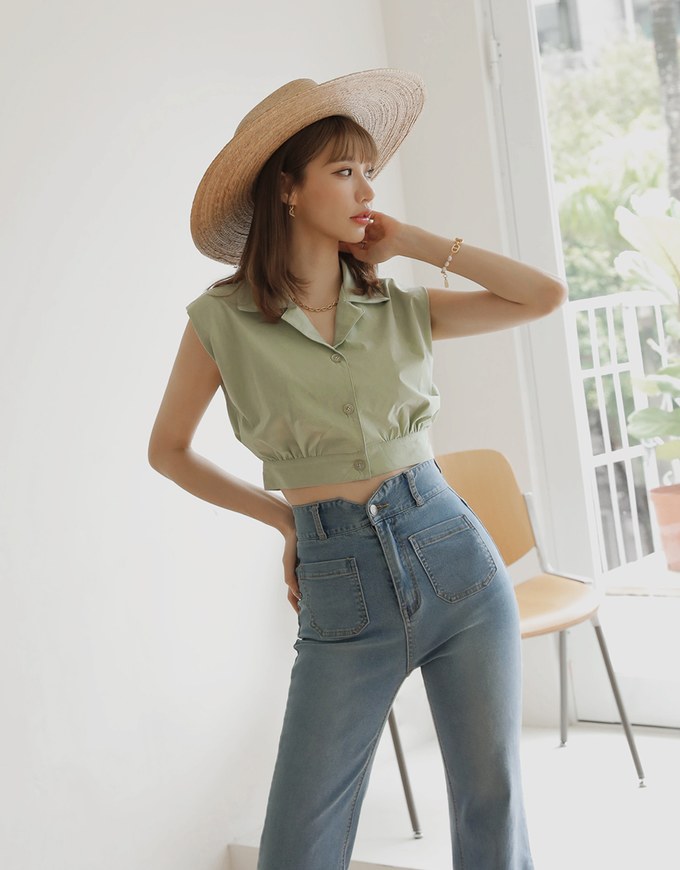 Smart Casual Sleeveless Lapel Crop Blouse