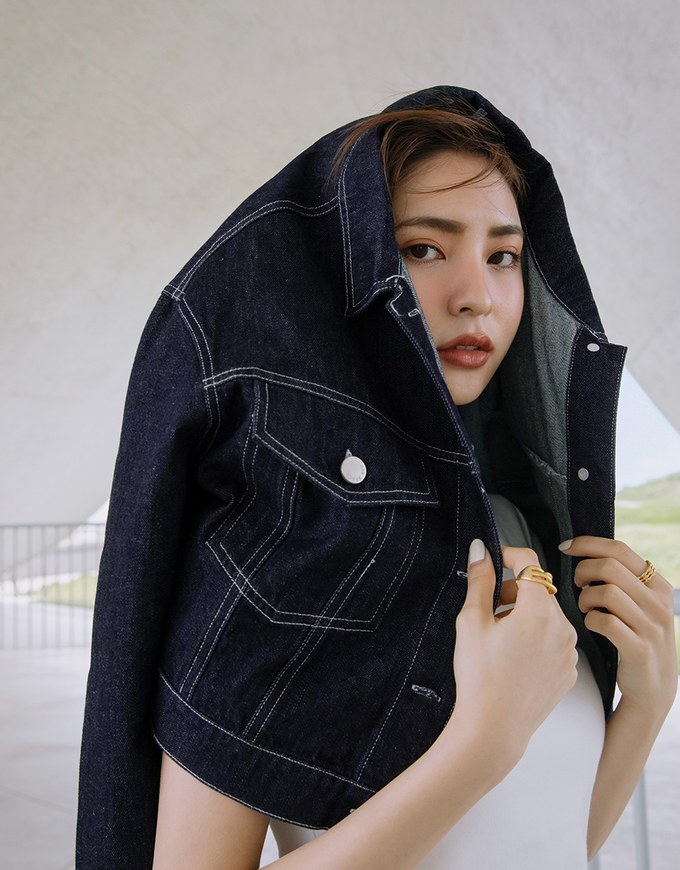 【Vacanza】Modern Chic Denim Crop Jacket