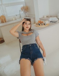 Denim Shorts With Drawers