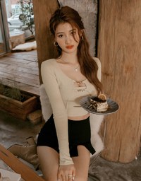 Metal Straight Grain Two-Piece Crop Top