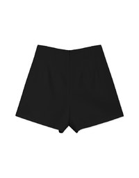 Enhanced Overlap Slim Shorts